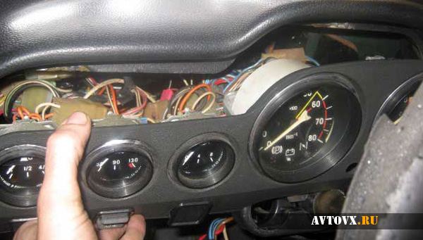 Пошаговая инструкция по замене и регулировке троса ручника на автомобиле ВАЗ-2106